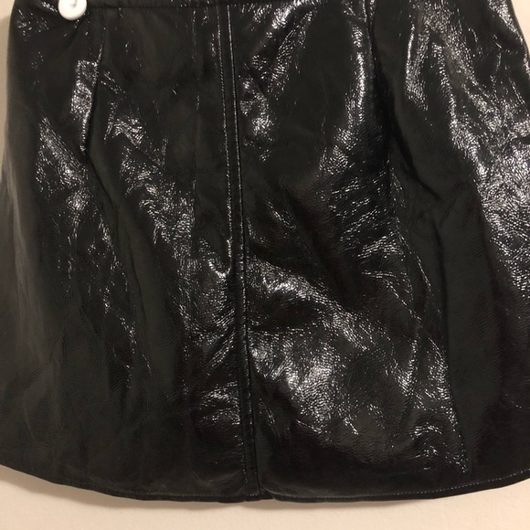 Forever 21 shiny black vinyl wrap mini skirt - Picture 4 of 11
